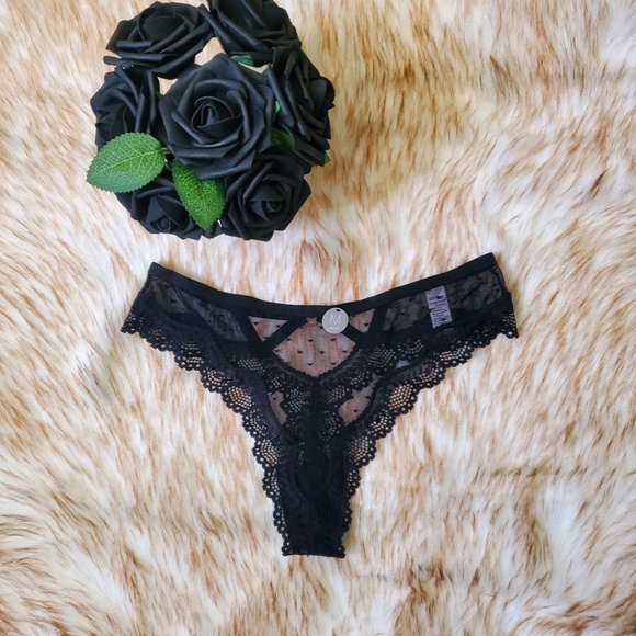 Women's Sexy Lace Black Heart Panty - Picture 7 of 10